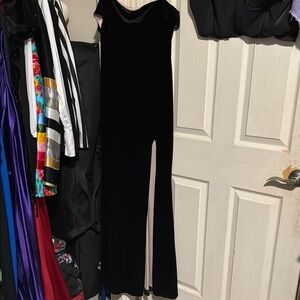Elegant Black Velvet Prom Dress